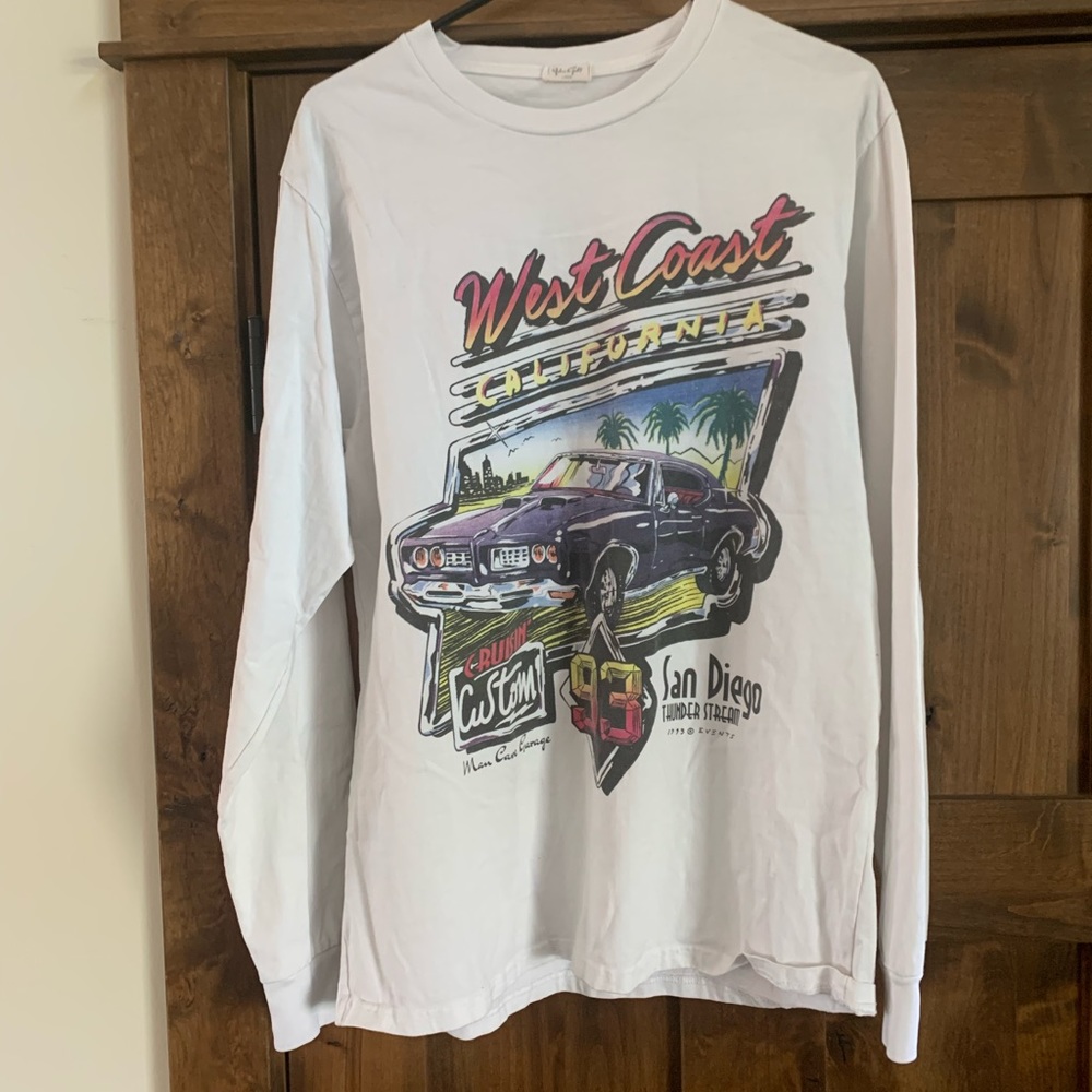 Brandy Melville long sleeve Tshirt